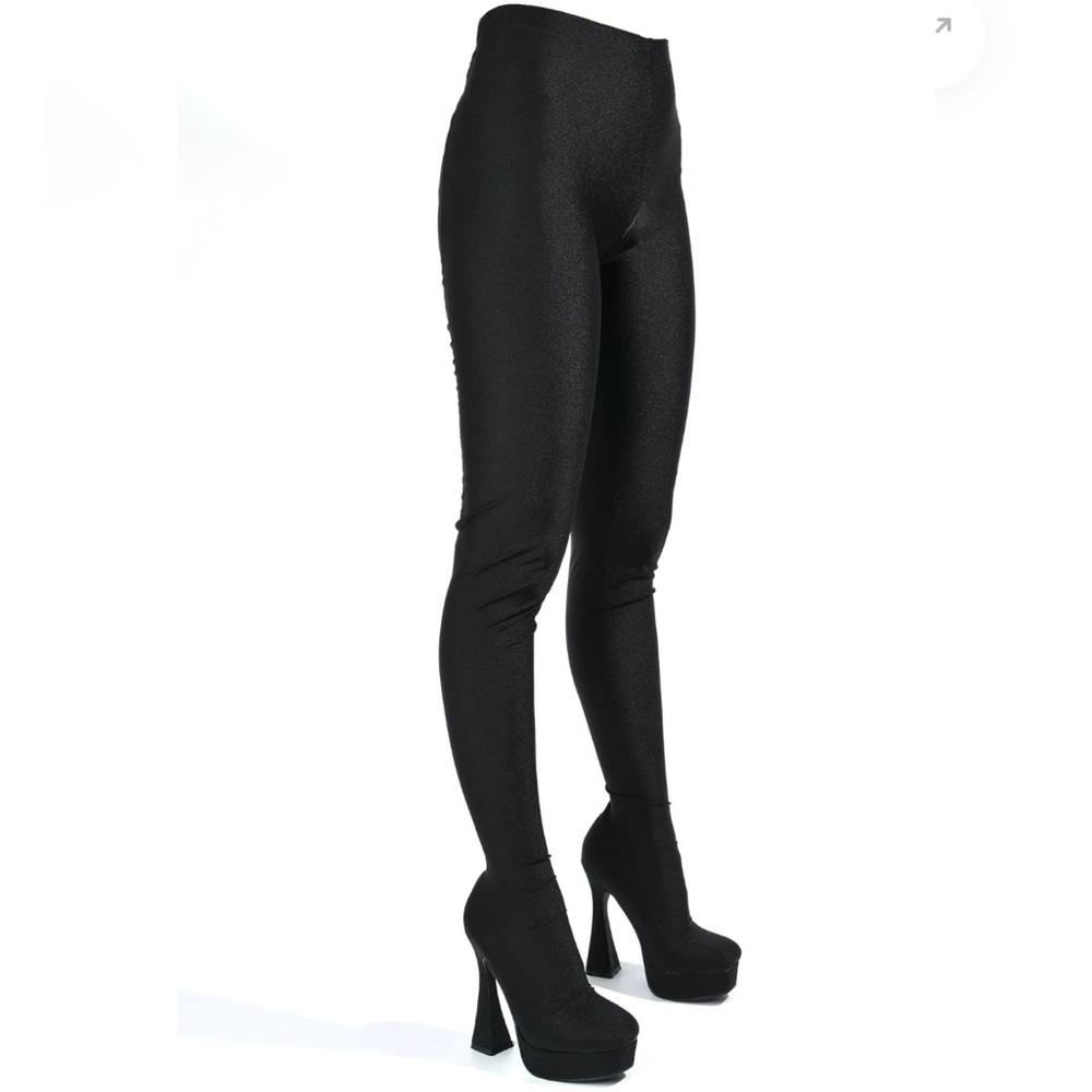 •CAPE ROBBIN• “Talina” Stretch Legging Heels // platform + block heel // NIB